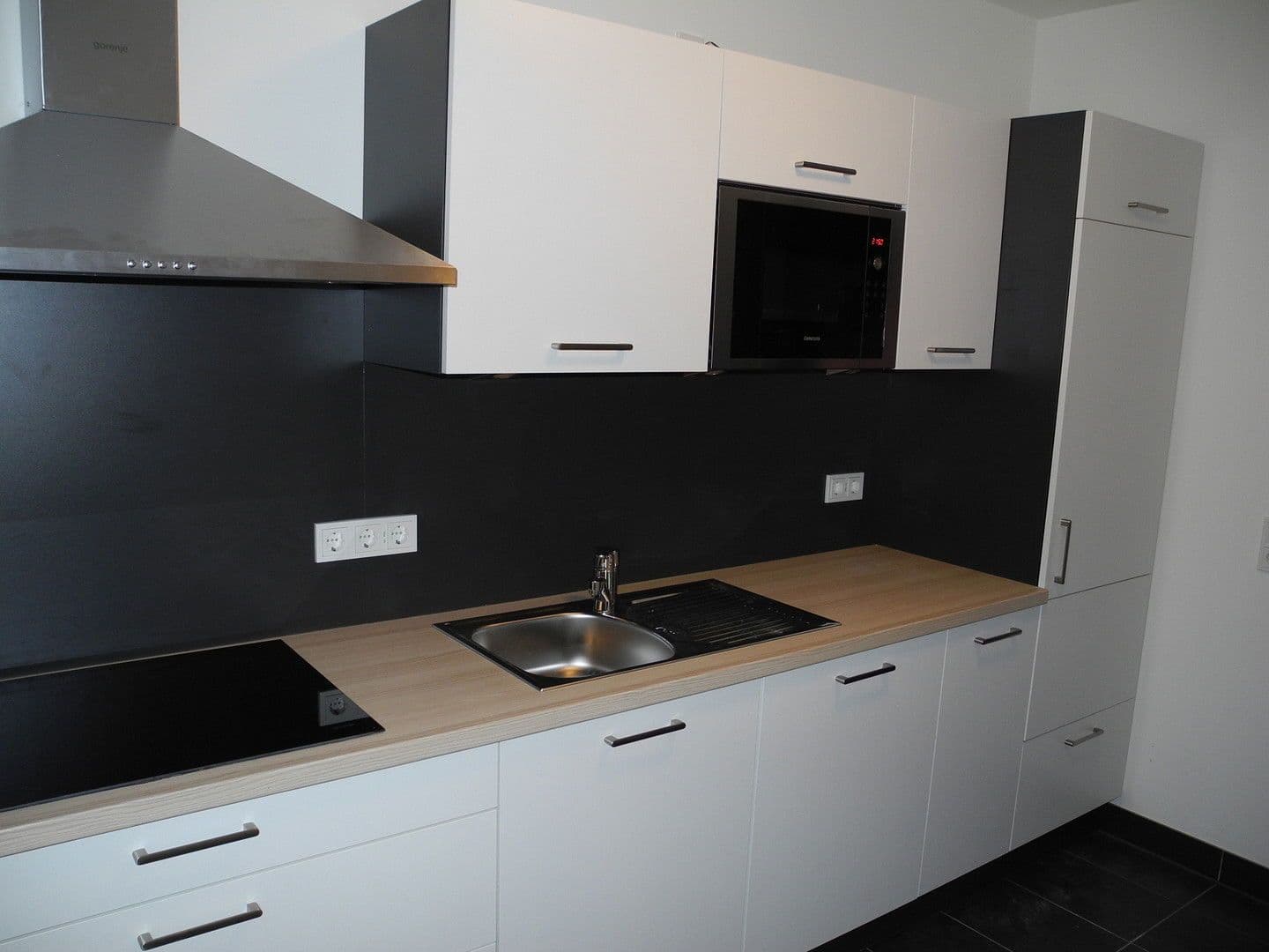 Pronájem kanceláře 250 m², Köln, Severní Porýní-Vestfálsko Pronájem kanceláře 250 m², Köln, Severní Porýní-Vestfálsko