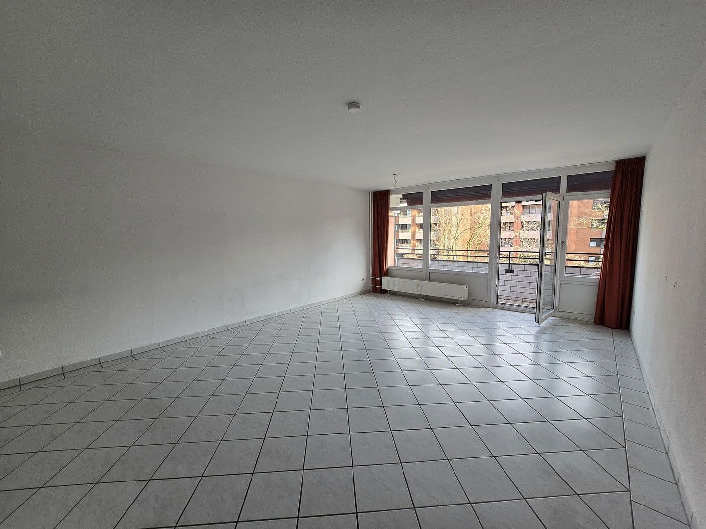 Pronájem bytu 1+kk 47 m², Görlitzer Straße 7, Neuss, Severní Porýní-Vestfálsko Pronájem bytu 1+kk 47 m², Görlitzer Straße 7, Neuss, Severní Porýní-Vestfálsko
