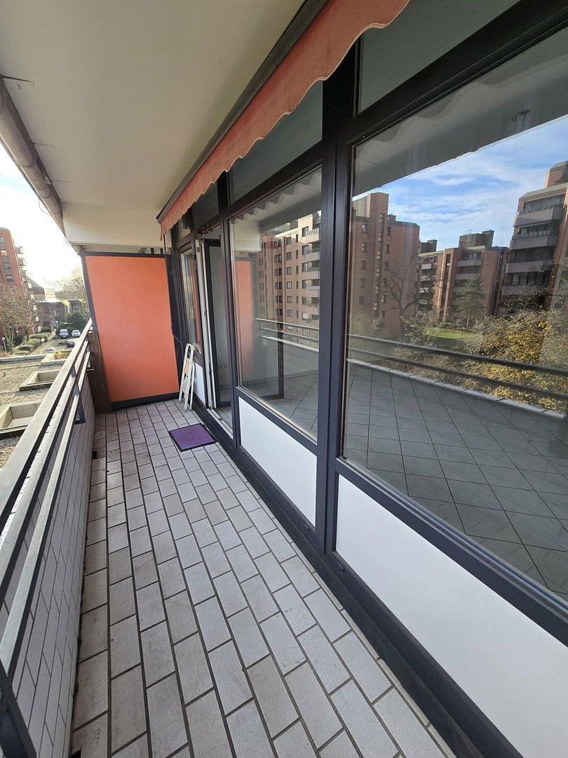 Pronájem bytu 1+kk 47 m², Görlitzer Straße 7, Neuss, Severní Porýní-Vestfálsko Pronájem bytu 1+kk 47 m², Görlitzer Straße 7, Neuss, Severní Porýní-Vestfálsko