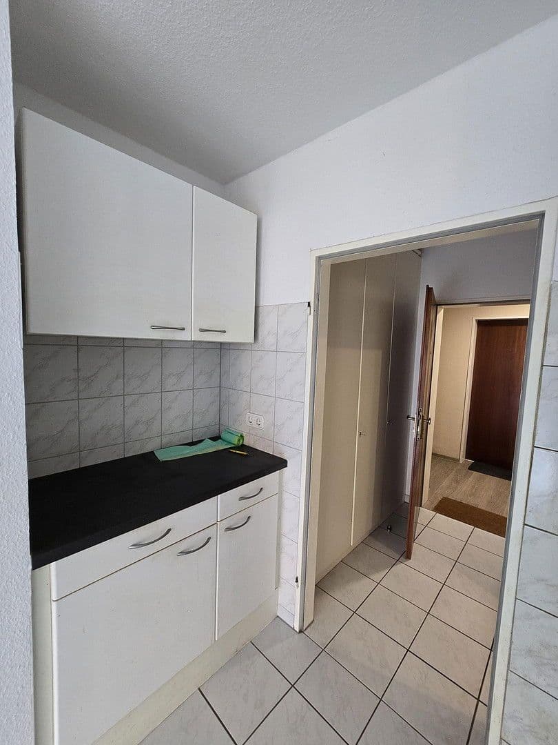 Pronájem bytu 1+kk 47 m², Görlitzer Straße 7, Neuss, Severní Porýní-Vestfálsko Pronájem bytu 1+kk 47 m², Görlitzer Straße 7, Neuss, Severní Porýní-Vestfálsko