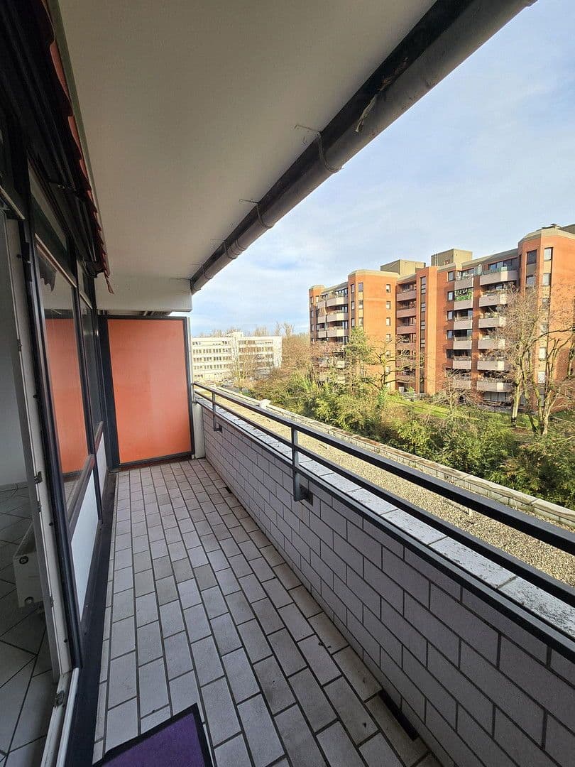 Pronájem bytu 1+kk 47 m², Görlitzer Straße 7, Neuss, Severní Porýní-Vestfálsko Pronájem bytu 1+kk 47 m², Görlitzer Straße 7, Neuss, Severní Porýní-Vestfálsko