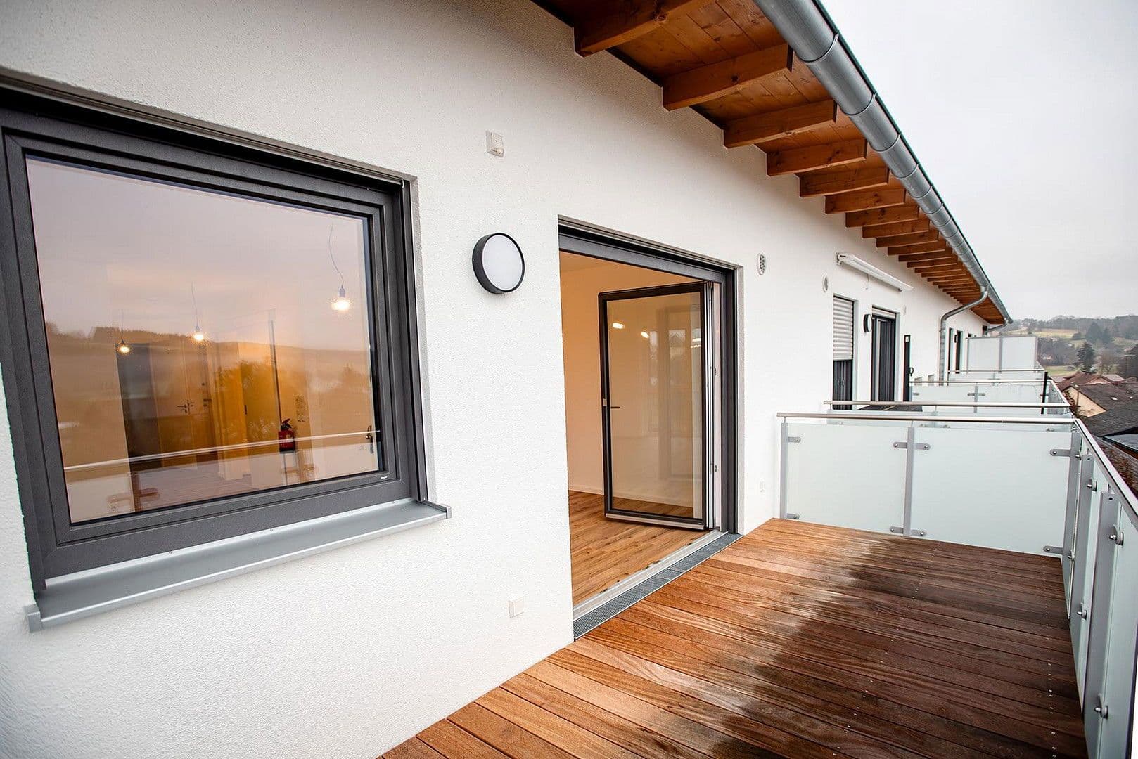 Pronájem bytu 2+kk 80 m², Zur Büchsn 3, Walderbach, Bavorsko Pronájem bytu 2+kk 80 m², Zur Büchsn 3, Walderbach, Bavorsko