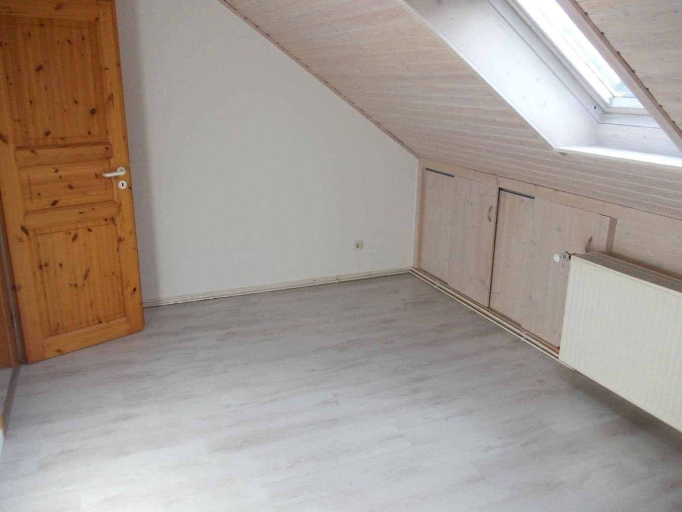 Prodej domu 108 m², pozemek 154 m², Burgdorf, Dolní Sasko Prodej domu 108 m², pozemek 154 m², Burgdorf, Dolní Sasko