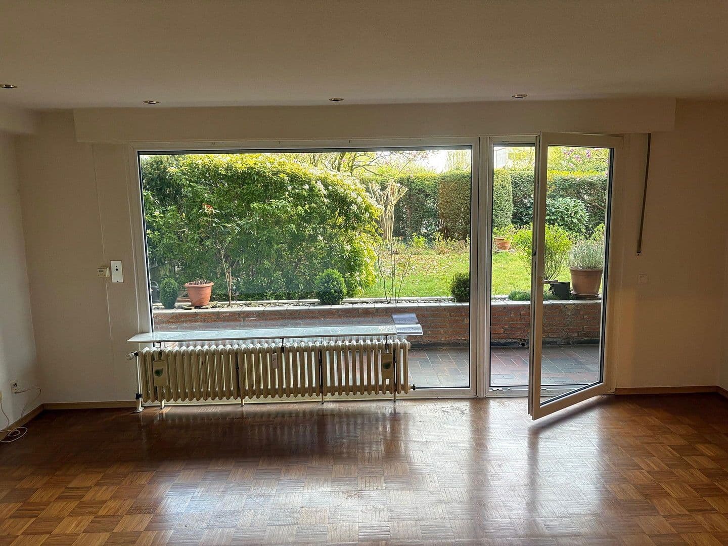 Pronájem bytu 2+1 71 m², Erkrath, Severní Porýní-Vestfálsko Pronájem bytu 2+1 71 m², Erkrath, Severní Porýní-Vestfálsko