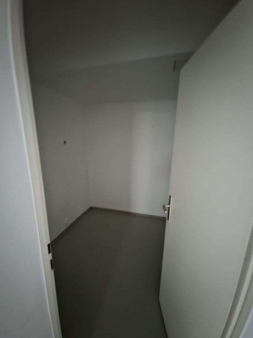 Pronájem bytu 3+1 74 m², Mörfelden-Walldorf, Hessen Pronájem bytu 3+1 74 m², Mörfelden-Walldorf, Hessen