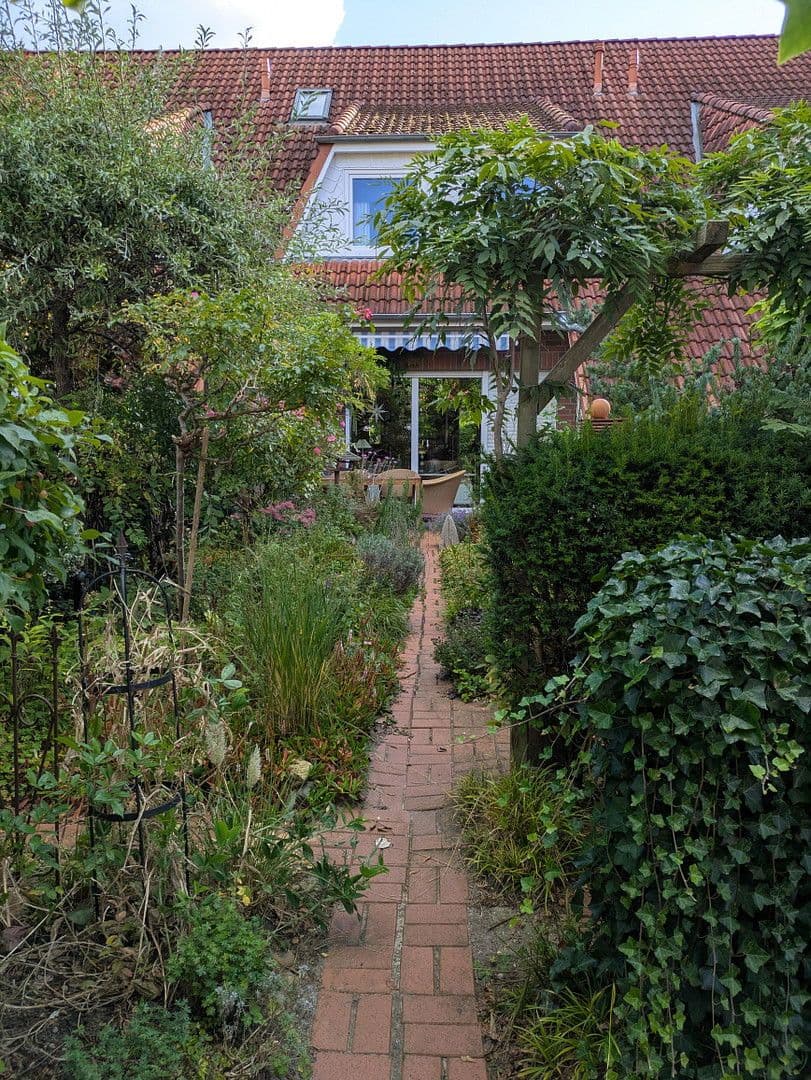 Prodej domu 120 m², pozemek 200 m², Stade, Dolní Sasko Prodej domu 120 m², pozemek 200 m², Stade, Dolní Sasko