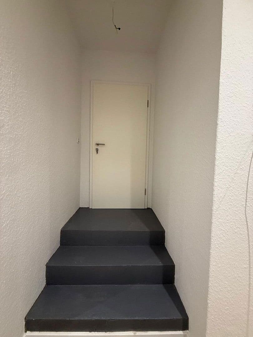 Pronájem bytu 4+kk 107 m², Langenfeld (Rheinland), Severní Porýní-Vestfálsko Pronájem bytu 4+kk 107 m², Langenfeld (Rheinland), Severní Porýní-Vestfálsko