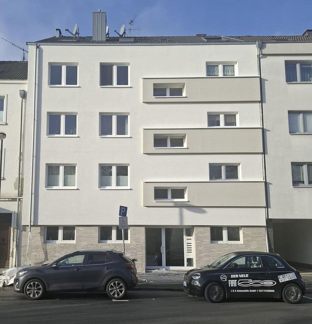 Pronájem bytu 4+kk 107 m², Langenfeld (Rheinland), Severní Porýní-Vestfálsko Pronájem bytu 4+kk 107 m², Langenfeld (Rheinland), Severní Porýní-Vestfálsko