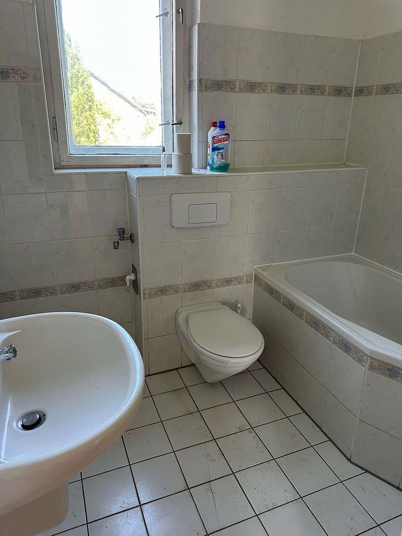 Prodej domu 100 m², pozemek 1.019 m², Wacholderheide 50, Berlin, Berlín Prodej domu 100 m², pozemek 1.019 m², Wacholderheide 50, Berlin, Berlín