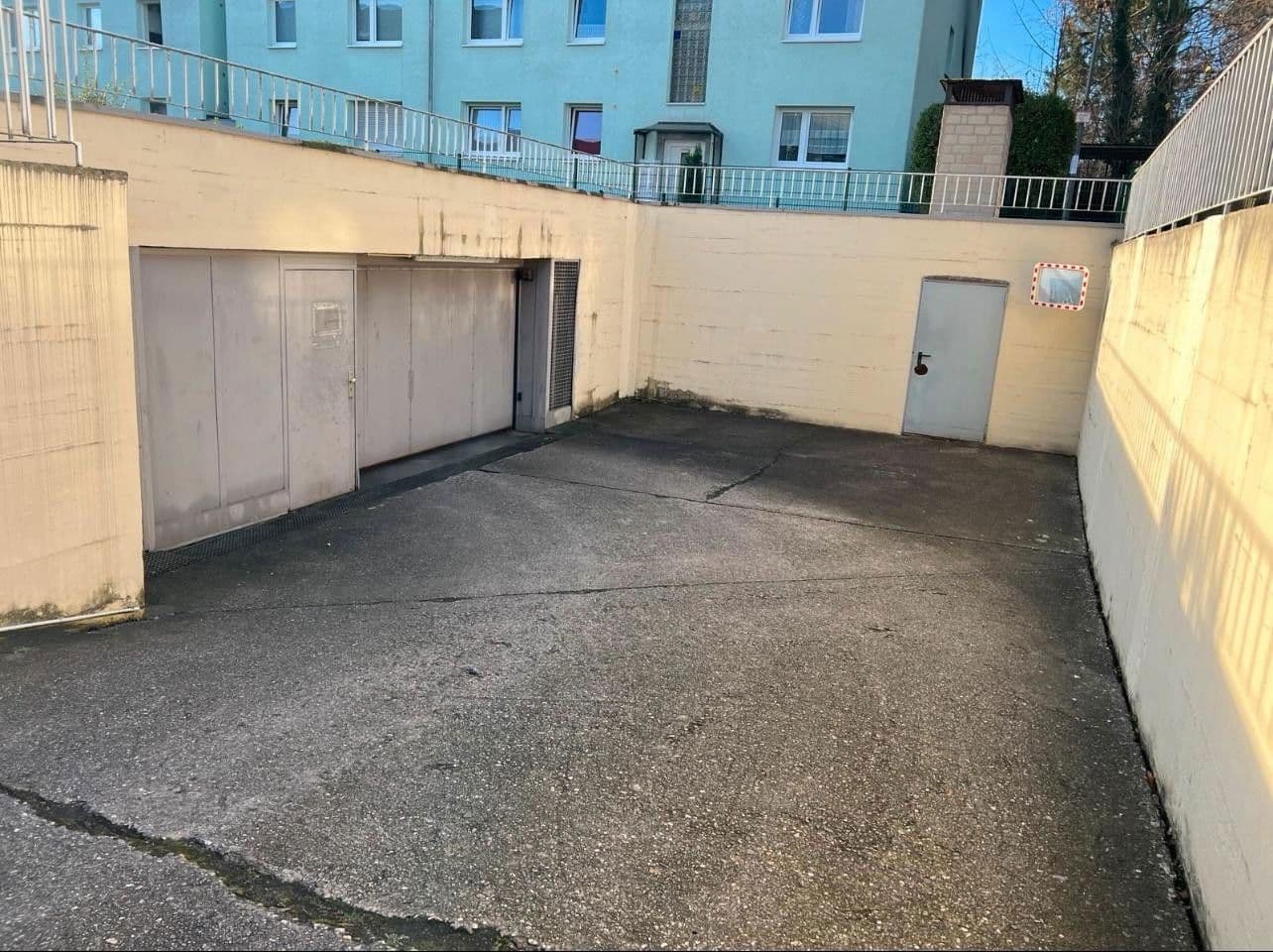 Pronájem garáže, Köln, Severní Porýní-Vestfálsko Pronájem garáže, Köln, Severní Porýní-Vestfálsko