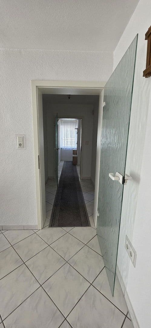 Prodej domu 176 m², pozemek 680 m², Wagenbacherstrasse, Siegelsbach, Bádensko-Württembersko Prodej domu 176 m², pozemek 680 m², Wagenbacherstrasse, Siegelsbach, Bádensko-Württembersko