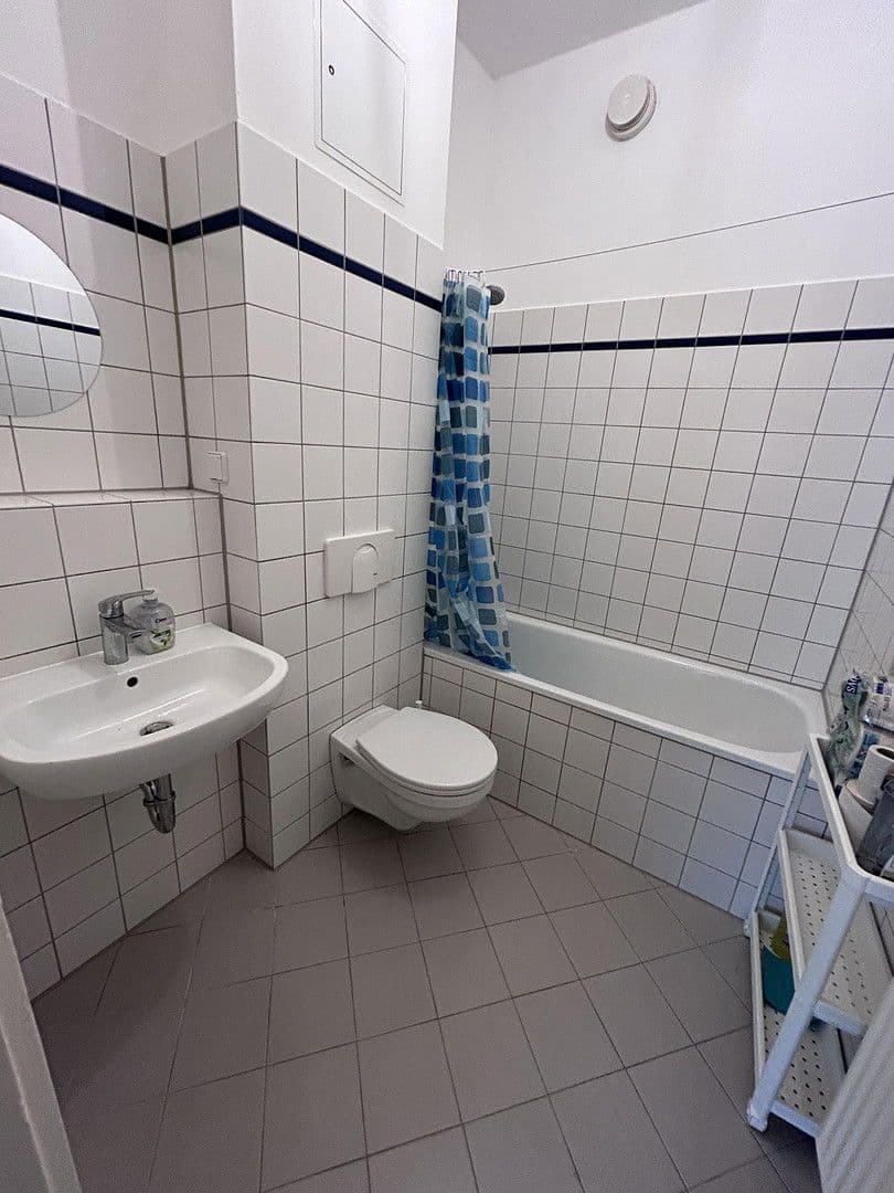 Pronájem bytu 1+kk 58 m², Weserstraße 28, Berlin, Berlín Pronájem bytu 1+kk 58 m², Weserstraße 28, Berlin, Berlín