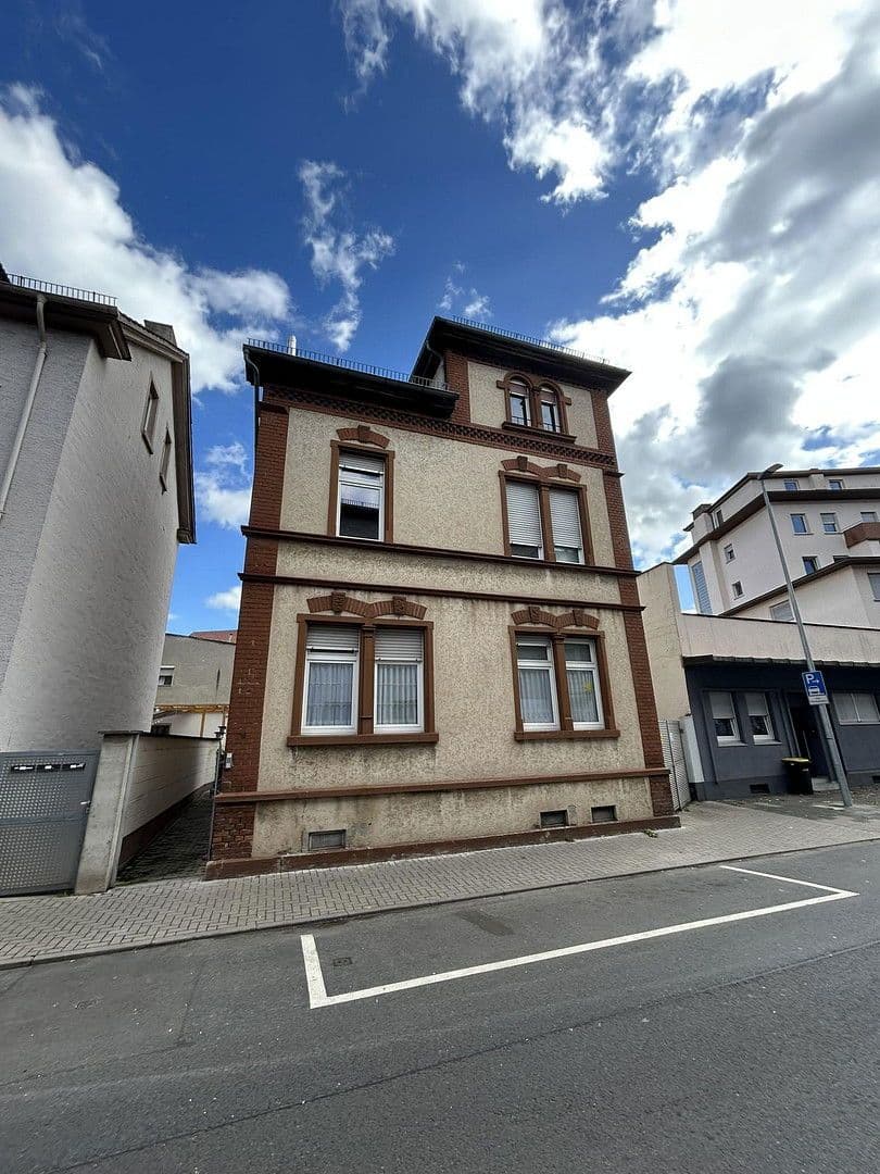 Pronájem bytu 3+1 76 m², Gaustr. 4, Worms, Porýní-Falc Pronájem bytu 3+1 76 m², Gaustr. 4, Worms, Porýní-Falc