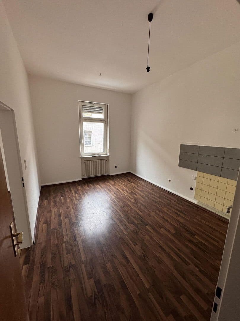 Pronájem bytu 3+1 76 m², Gaustr. 4, Worms, Porýní-Falc Pronájem bytu 3+1 76 m², Gaustr. 4, Worms, Porýní-Falc