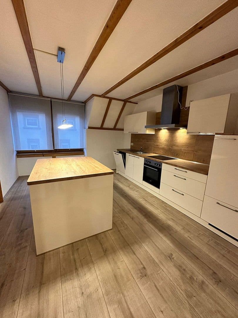 Pronájem bytu 6+1 197 m², Leininger Str. 25, Enkenbach-Alsenborn, Porýní-Falc Pronájem bytu 6+1 197 m², Leininger Str. 25, Enkenbach-Alsenborn, Porýní-Falc