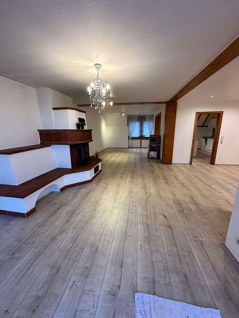 Pronájem bytu 6+1 197 m², Leininger Str. 25, Enkenbach-Alsenborn, Porýní-Falc Pronájem bytu 6+1 197 m², Leininger Str. 25, Enkenbach-Alsenborn, Porýní-Falc