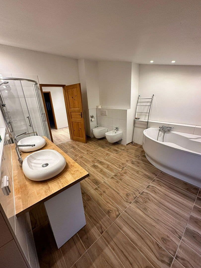 Pronájem bytu 6+1 197 m², Leininger Str. 25, Enkenbach-Alsenborn, Porýní-Falc Pronájem bytu 6+1 197 m², Leininger Str. 25, Enkenbach-Alsenborn, Porýní-Falc