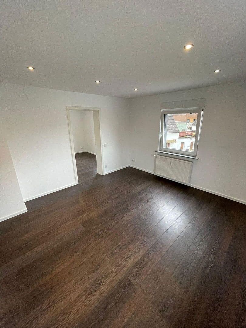 Pronájem bytu 3+1 75 m², Römerberg, Porýní-Falc Pronájem bytu 3+1 75 m², Römerberg, Porýní-Falc