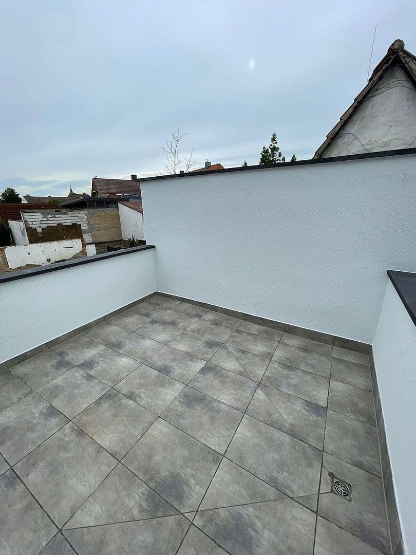 Pronájem bytu 3+1 75 m², Römerberg, Porýní-Falc Pronájem bytu 3+1 75 m², Römerberg, Porýní-Falc