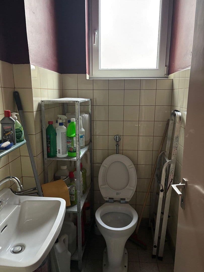 Prodej domu 482 m², pozemek 780 m², Uhlandstraße 8, Sulzbach-Rosenberg, Bavorsko Prodej domu 482 m², pozemek 780 m², Uhlandstraße 8, Sulzbach-Rosenberg, Bavorsko