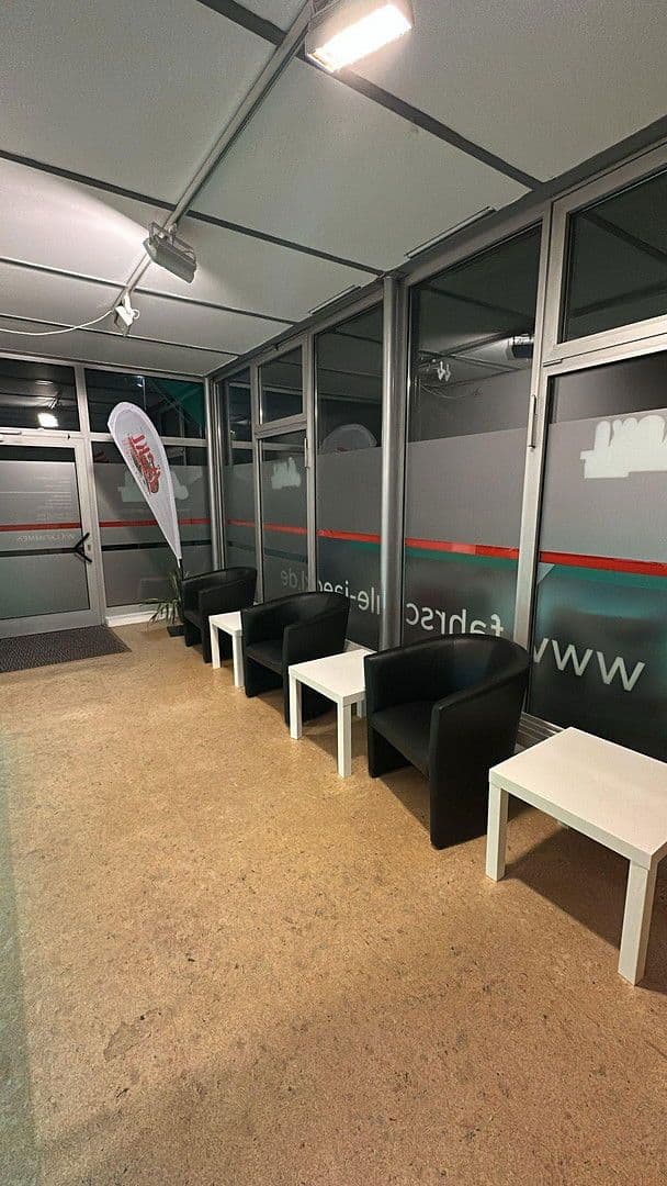 Prodej domu 482 m², pozemek 780 m², Uhlandstraße 8, Sulzbach-Rosenberg, Bavorsko Prodej domu 482 m², pozemek 780 m², Uhlandstraße 8, Sulzbach-Rosenberg, Bavorsko