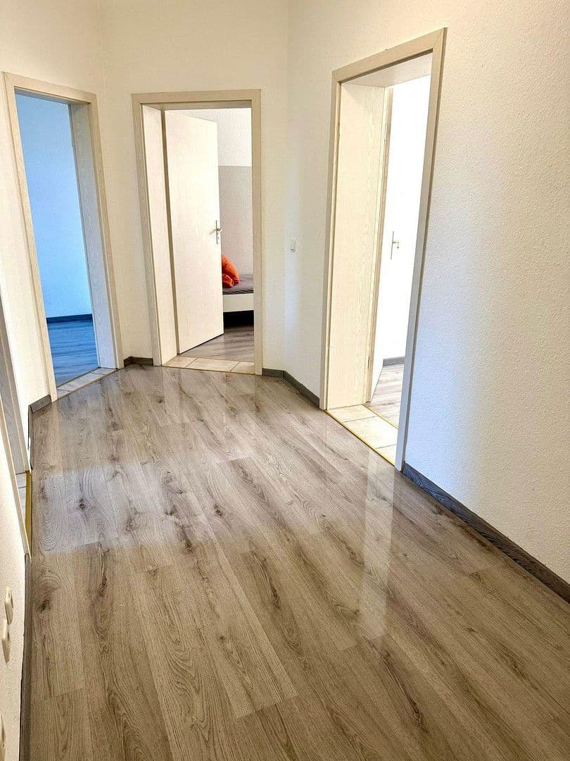 Pronájem bytu 2+1 55 m², Weberstraße 4, Zwenkau, Sasko Pronájem bytu 2+1 55 m², Weberstraße 4, Zwenkau, Sasko