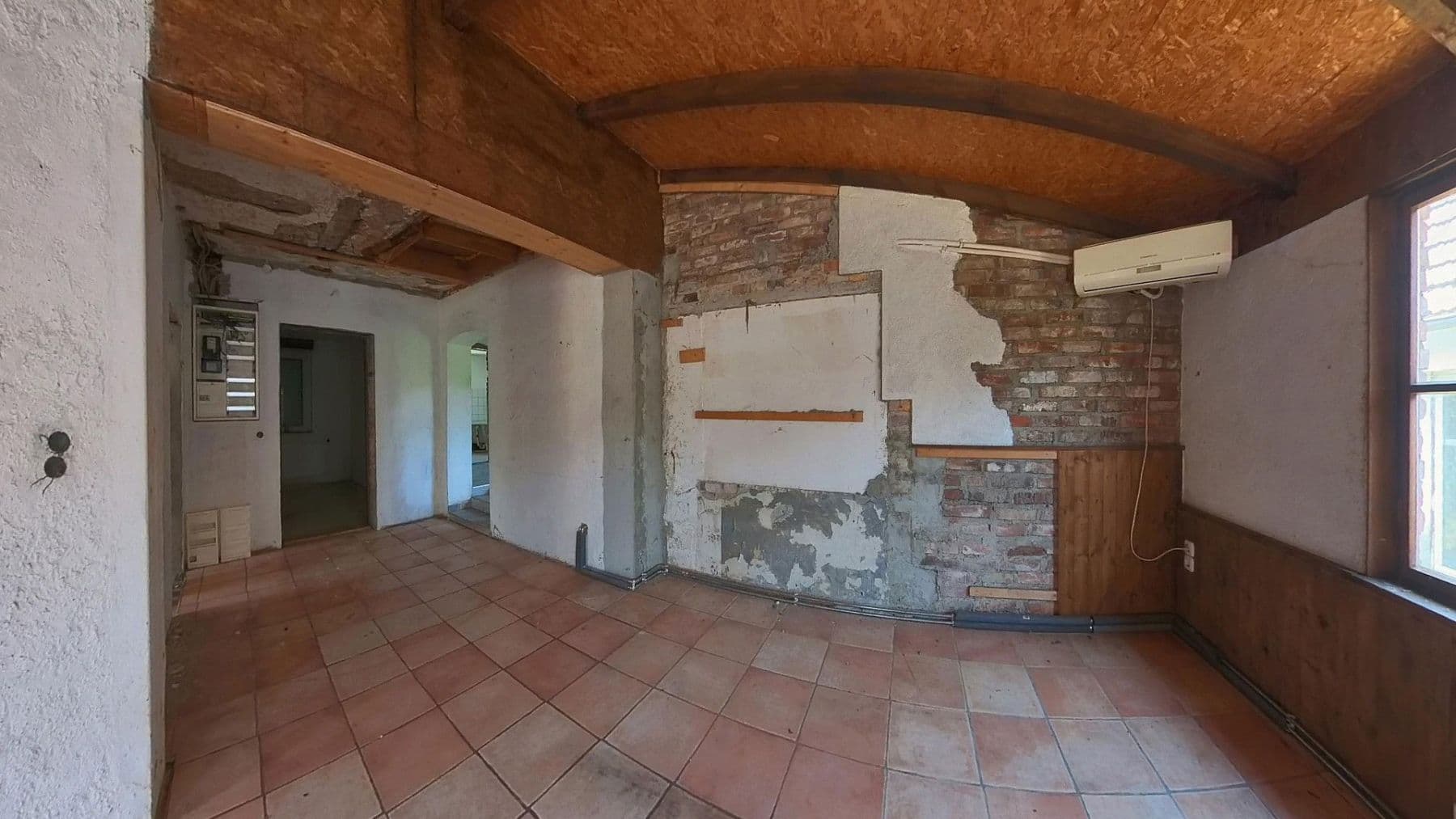 Prodej domu 93 m², pozemek 1.012 m², Briesniger Hauptstr. 28, Forst (Lausitz) - Baršć, Braniborsko Prodej domu 93 m², pozemek 1.012 m², Briesniger Hauptstr. 28, Forst (Lausitz) - Baršć, Braniborsko