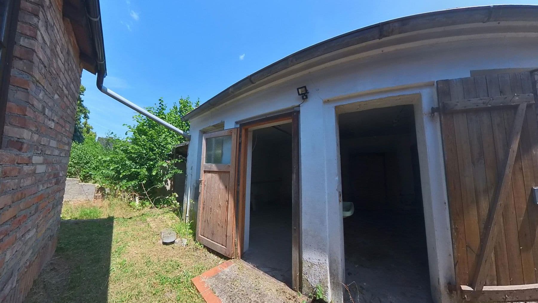 Prodej domu 93 m², pozemek 1.012 m², Briesniger Hauptstr. 28, Forst (Lausitz) - Baršć, Braniborsko Prodej domu 93 m², pozemek 1.012 m², Briesniger Hauptstr. 28, Forst (Lausitz) - Baršć, Braniborsko