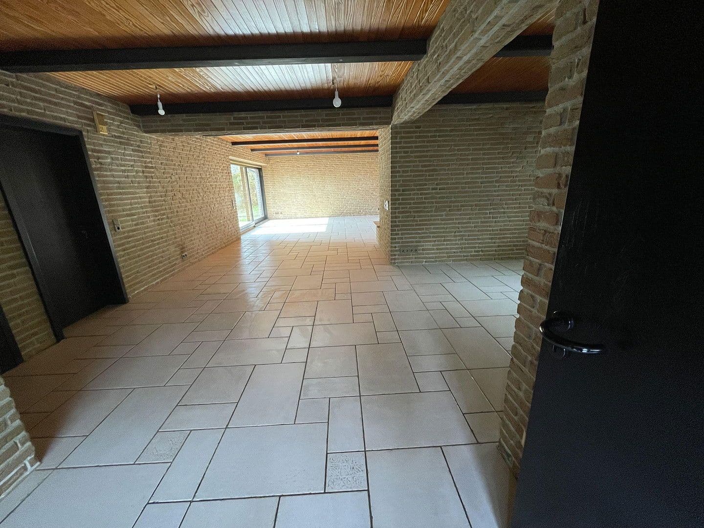 Prodej domu 202 m², pozemek 1.296 m², Šlesvik, Šlesvicko-Holštýnsko Prodej domu 202 m², pozemek 1.296 m², Šlesvik, Šlesvicko-Holštýnsko