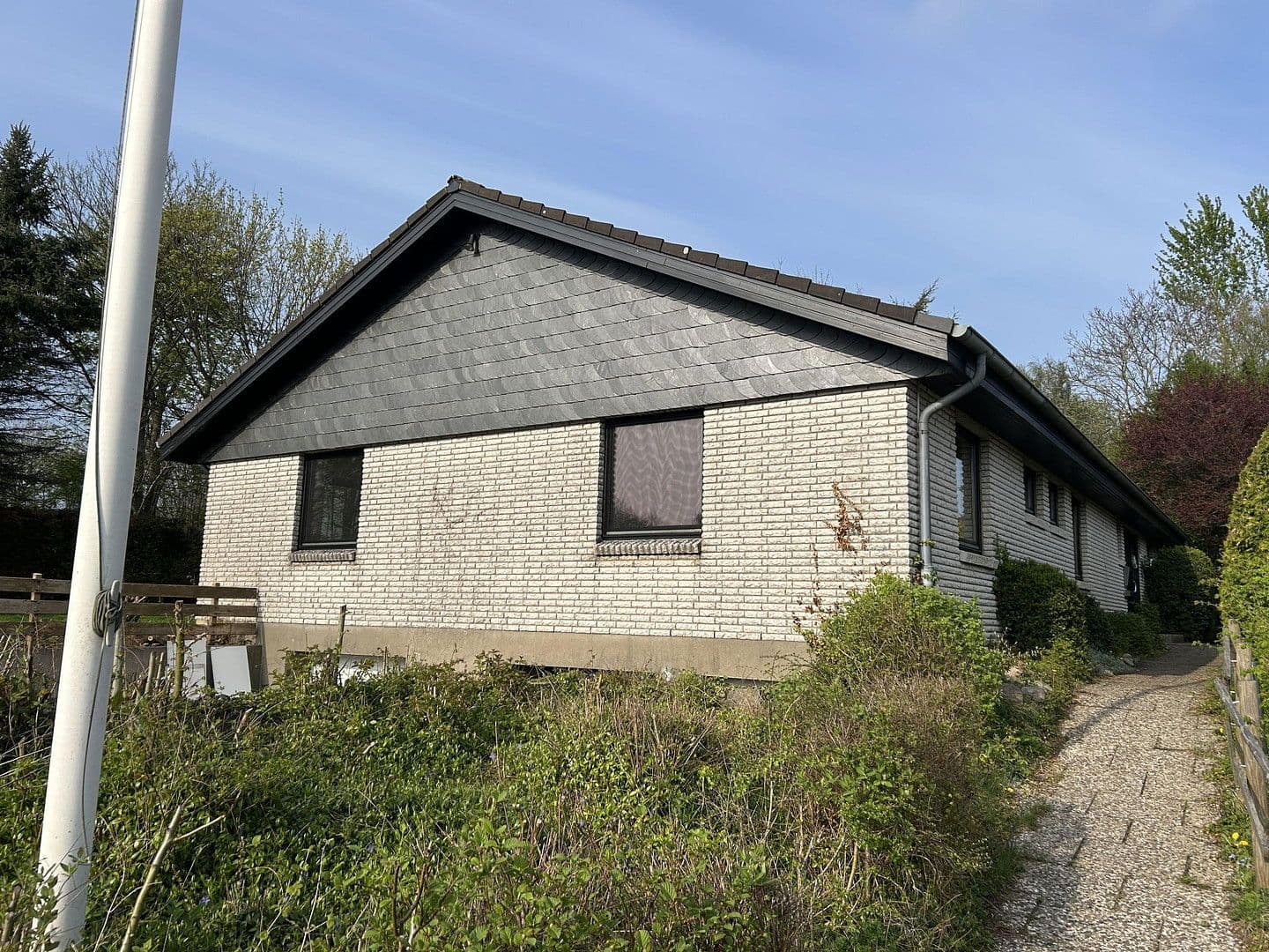 Prodej domu 202 m², pozemek 1.296 m², Šlesvik, Šlesvicko-Holštýnsko Prodej domu 202 m², pozemek 1.296 m², Šlesvik, Šlesvicko-Holštýnsko