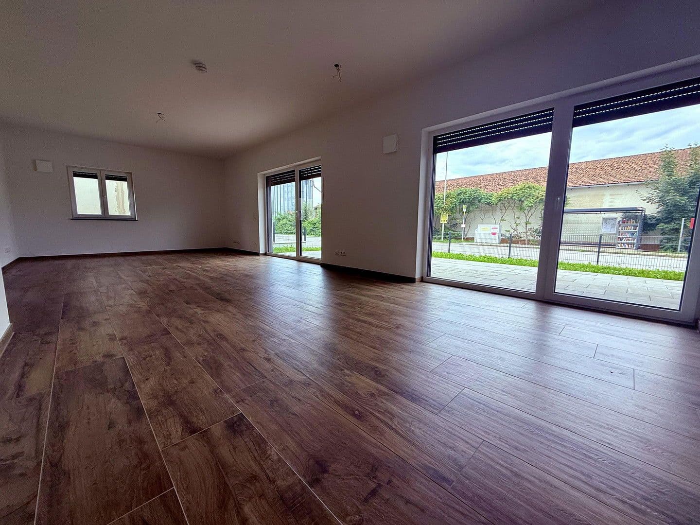 Pronájem bytu 3+1 88 m², Haupstraße 39, Unterdietfurt, Bavorsko Pronájem bytu 3+1 88 m², Haupstraße 39, Unterdietfurt, Bavorsko