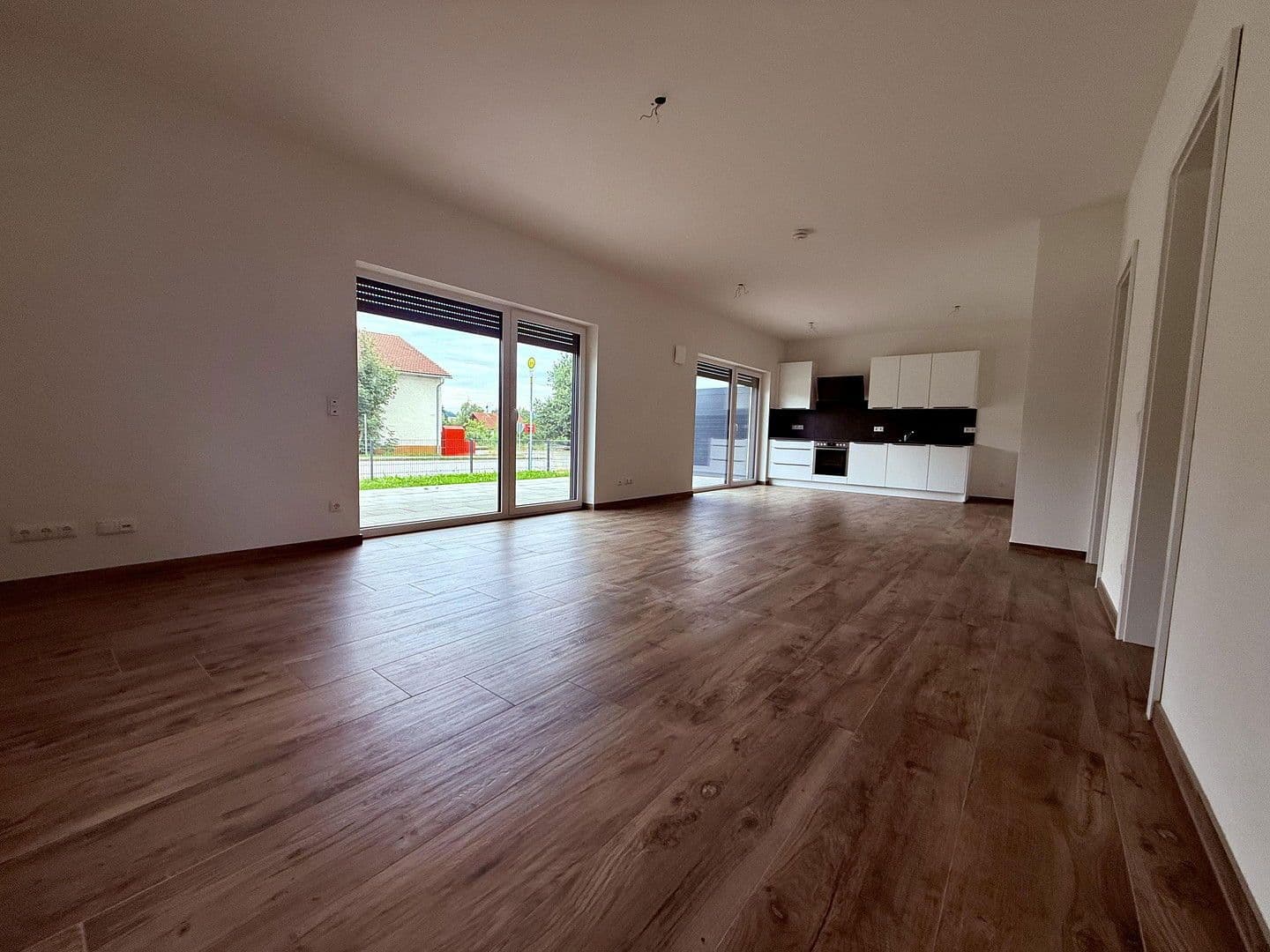 Pronájem bytu 3+1 88 m², Haupstraße 39, Unterdietfurt, Bavorsko Pronájem bytu 3+1 88 m², Haupstraße 39, Unterdietfurt, Bavorsko