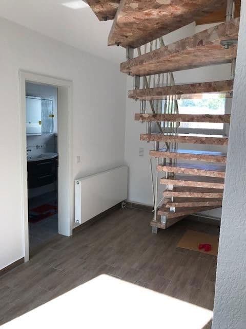 Prodej domu 217 m², pozemek 596 m², Moringen, Dolní Sasko Prodej domu 217 m², pozemek 596 m², Moringen, Dolní Sasko