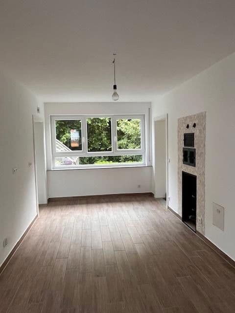 Prodej domu 217 m², pozemek 596 m², Moringen, Dolní Sasko Prodej domu 217 m², pozemek 596 m², Moringen, Dolní Sasko