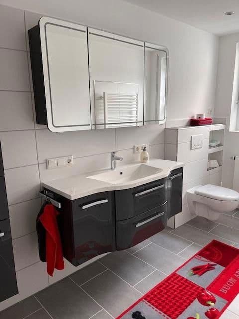 Prodej domu 217 m², pozemek 596 m², Moringen, Dolní Sasko Prodej domu 217 m², pozemek 596 m², Moringen, Dolní Sasko