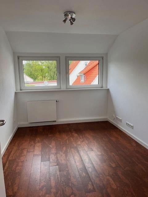 Prodej domu 217 m², pozemek 596 m², Moringen, Dolní Sasko Prodej domu 217 m², pozemek 596 m², Moringen, Dolní Sasko