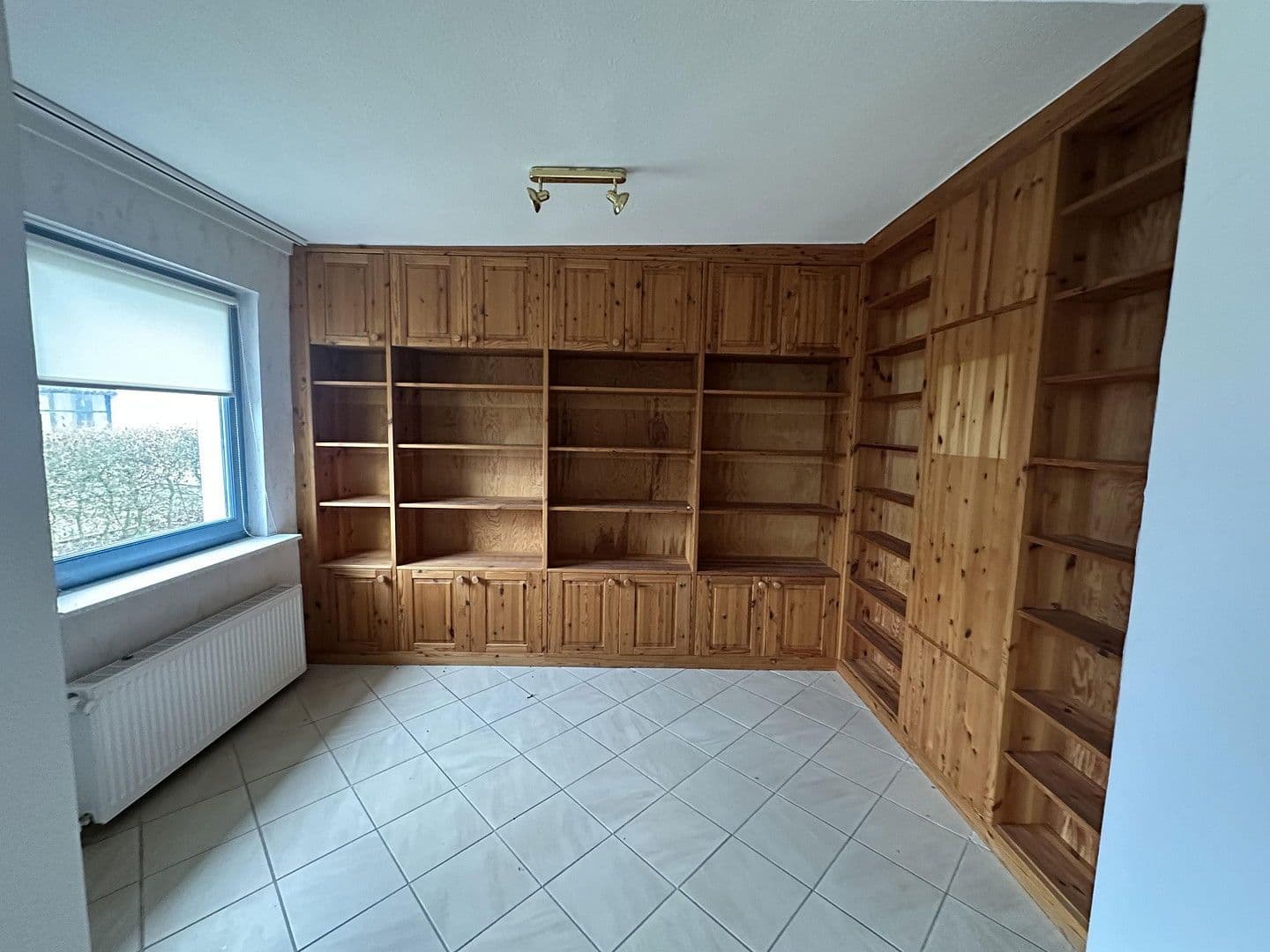 Pronájem domu 220 m², pozemek 1.500 m², Hauptstraße 38, Rom, Mecklenburg-Vorpommern Pronájem domu 220 m², pozemek 1.500 m², Hauptstraße 38, Rom, Mecklenburg-Vorpommern