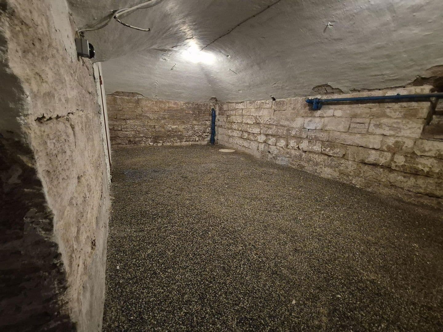 Pronájem nebytového prostoru 35 m², Staigerstr. 21, Stuttgart, Bádensko-Württembersko Pronájem nebytového prostoru 35 m², Staigerstr. 21, Stuttgart, Bádensko-Württembersko