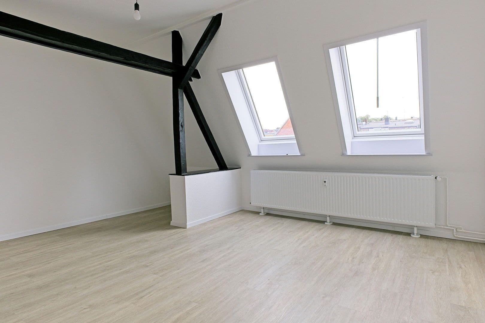 Pronájem bytu 3+1 70 m², Kiel, Šlesvicko-Holštýnsko Pronájem bytu 3+1 70 m², Kiel, Šlesvicko-Holštýnsko