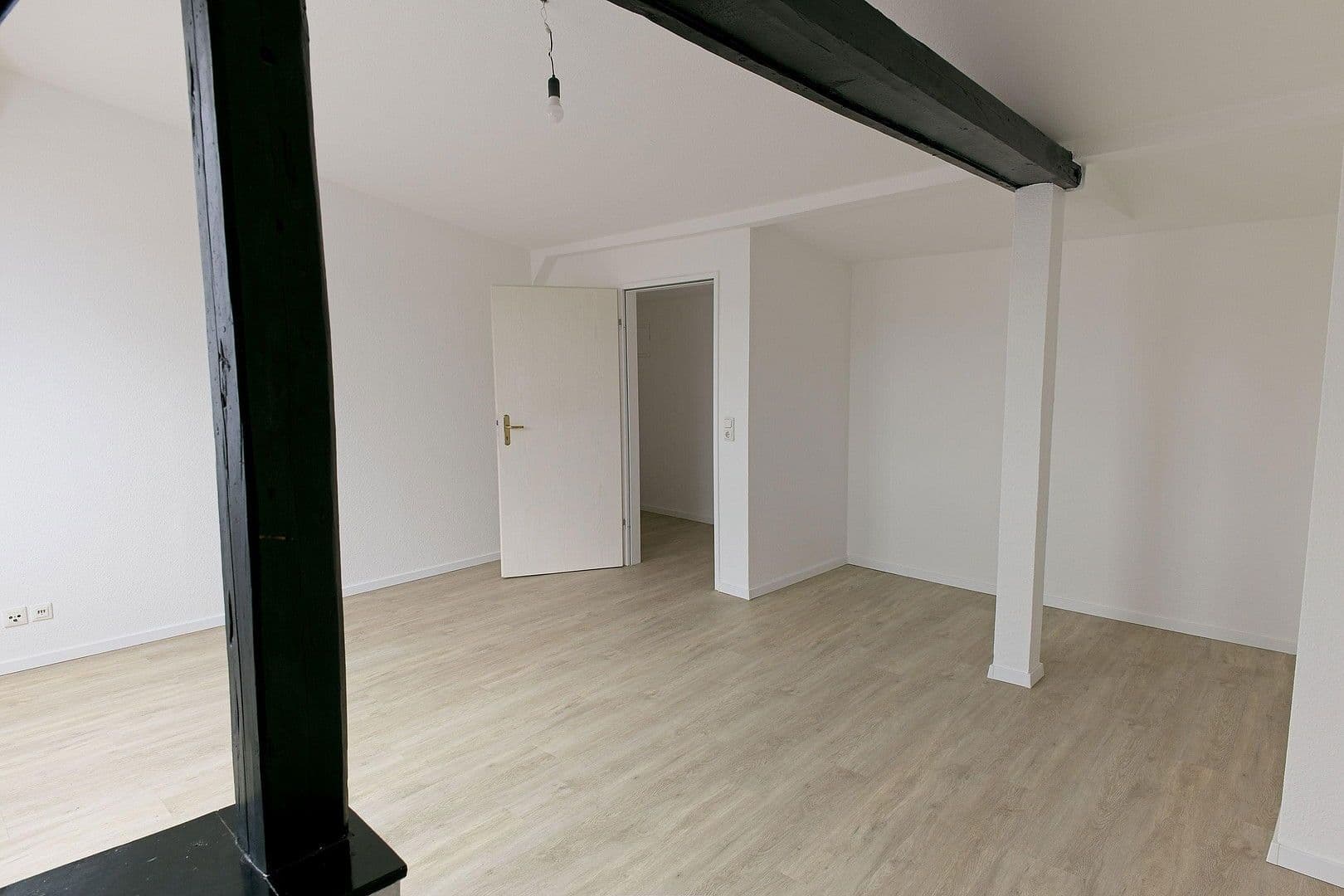 Pronájem bytu 3+1 70 m², Kiel, Šlesvicko-Holštýnsko Pronájem bytu 3+1 70 m², Kiel, Šlesvicko-Holštýnsko