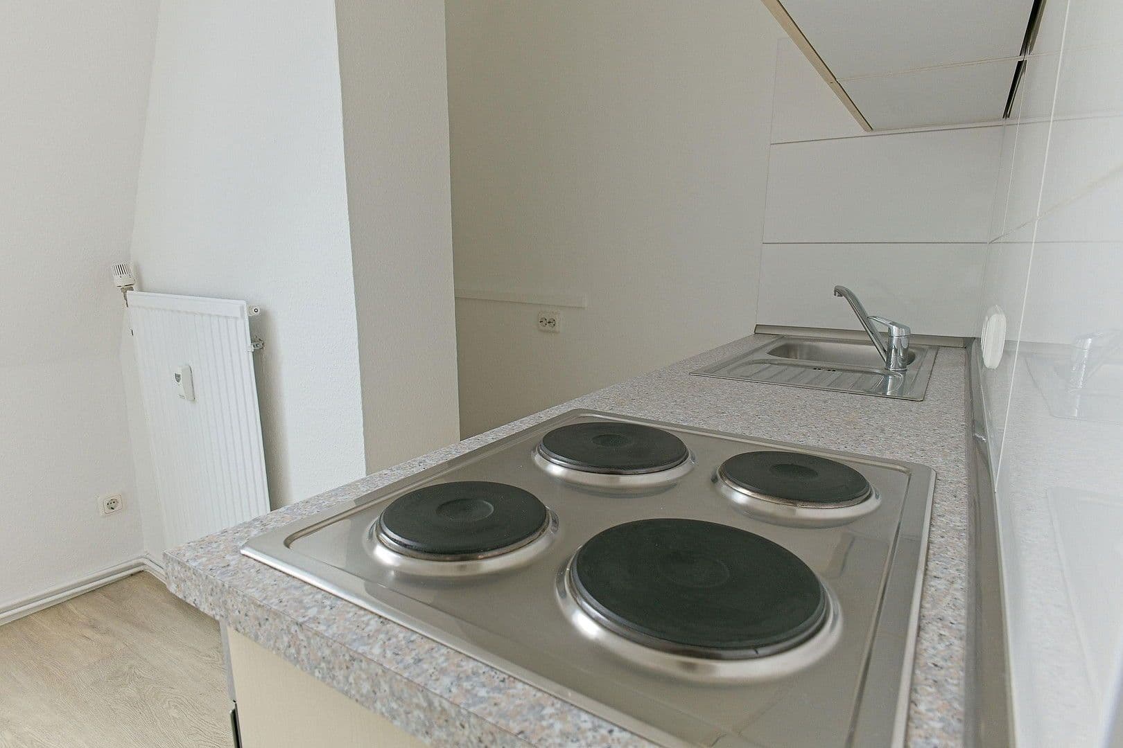 Pronájem bytu 3+1 70 m², Kiel, Šlesvicko-Holštýnsko Pronájem bytu 3+1 70 m², Kiel, Šlesvicko-Holštýnsko