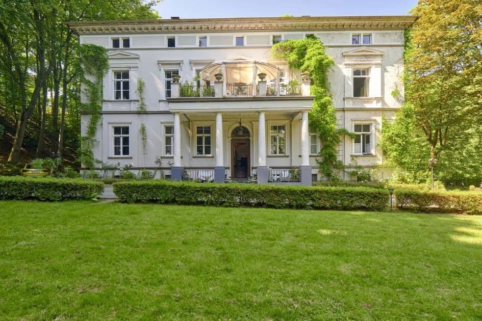 Prodej domu 899 m², pozemek 9.275 m², Hardtstr. 35, Radevormwald, Severní Porýní-Vestfálsko Prodej domu 899 m², pozemek 9.275 m², Hardtstr. 35, Radevormwald, Severní Porýní-Vestfálsko