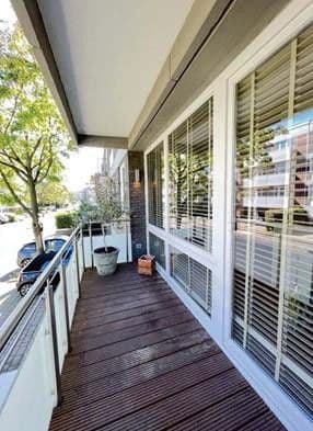 Pronájem bytu 5+1 178 m², Düsseldorf, Severní Porýní-Vestfálsko Pronájem bytu 5+1 178 m², Düsseldorf, Severní Porýní-Vestfálsko