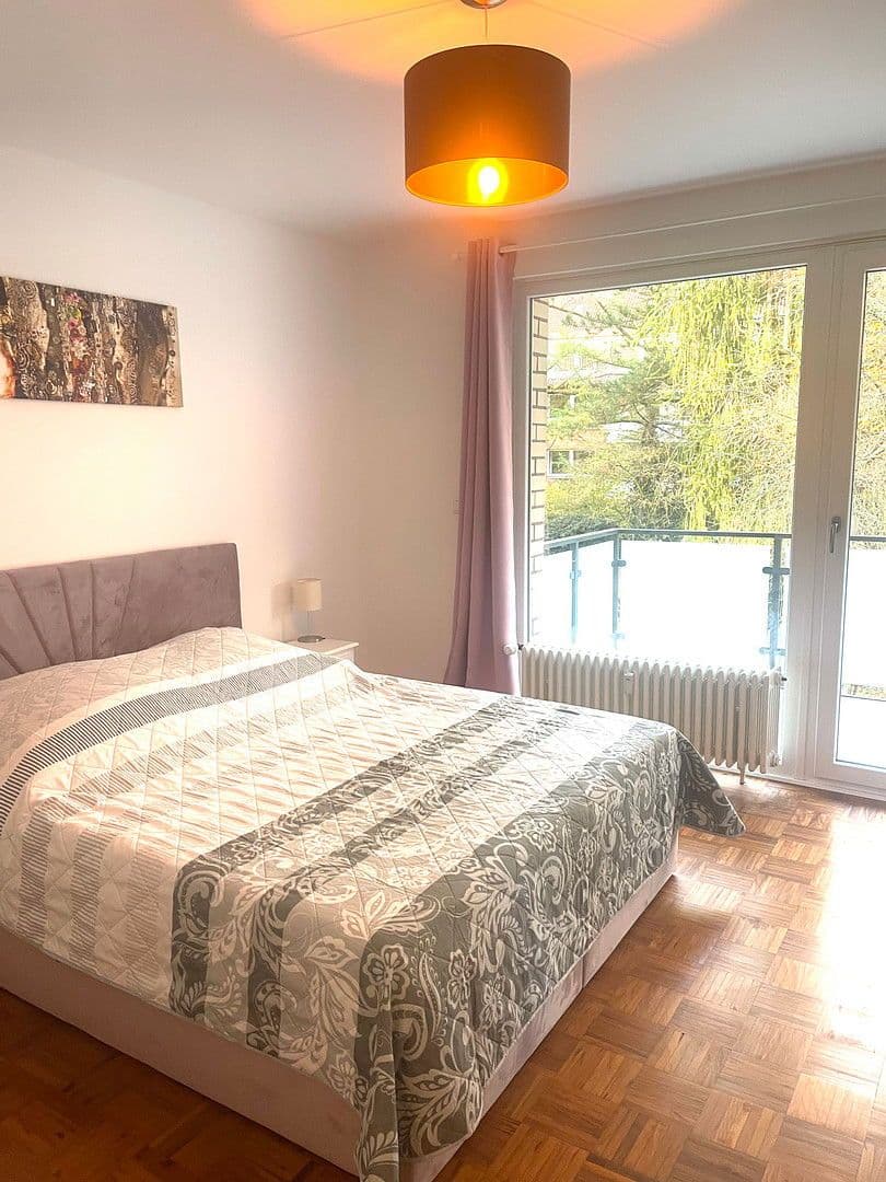 Pronájem bytu 3+1 93 m², Jahnring, Hamburg, Hamburg Pronájem bytu 3+1 93 m², Jahnring, Hamburg, Hamburg