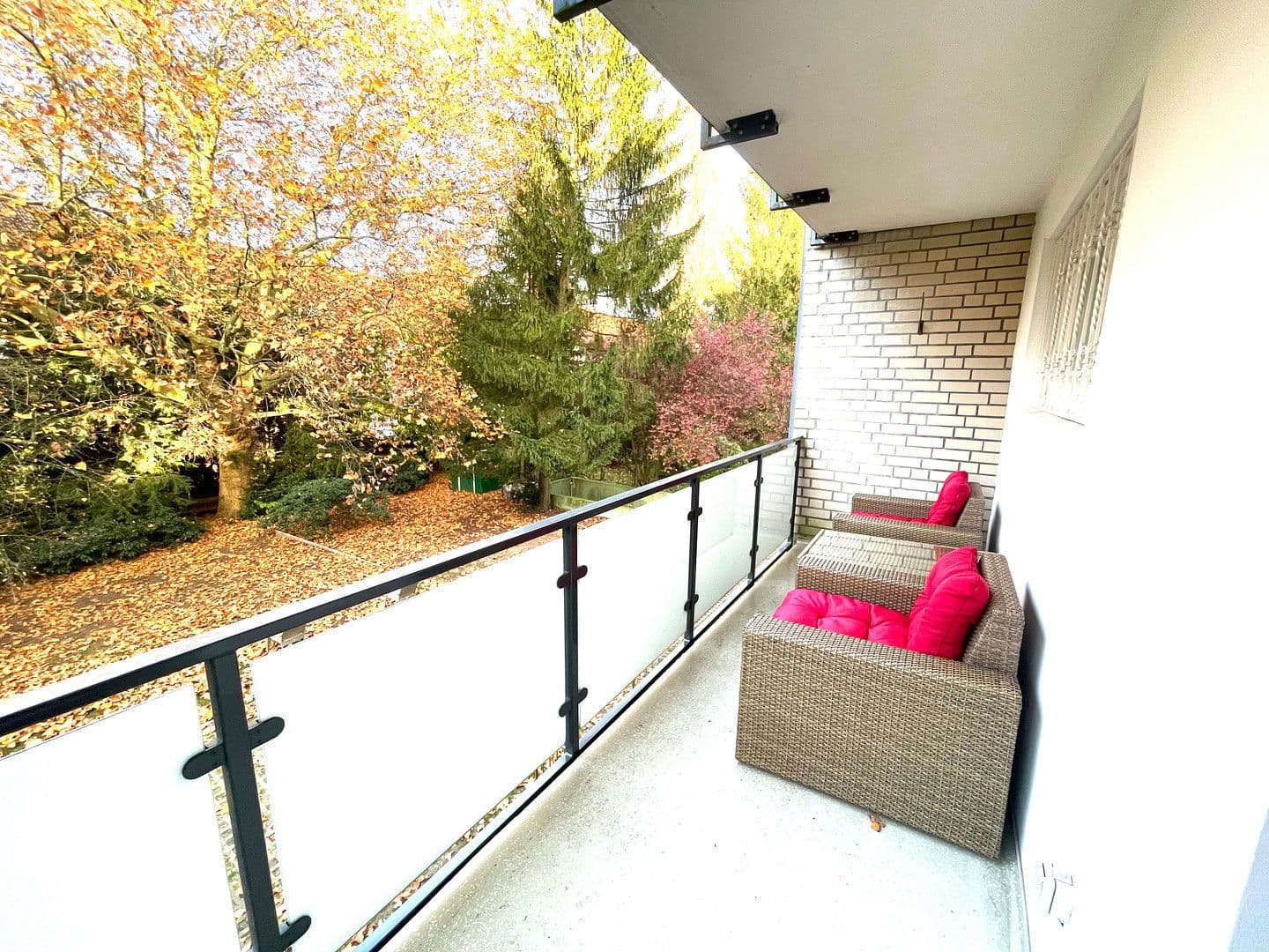 Pronájem bytu 3+1 93 m², Jahnring, Hamburg, Hamburg Pronájem bytu 3+1 93 m², Jahnring, Hamburg, Hamburg