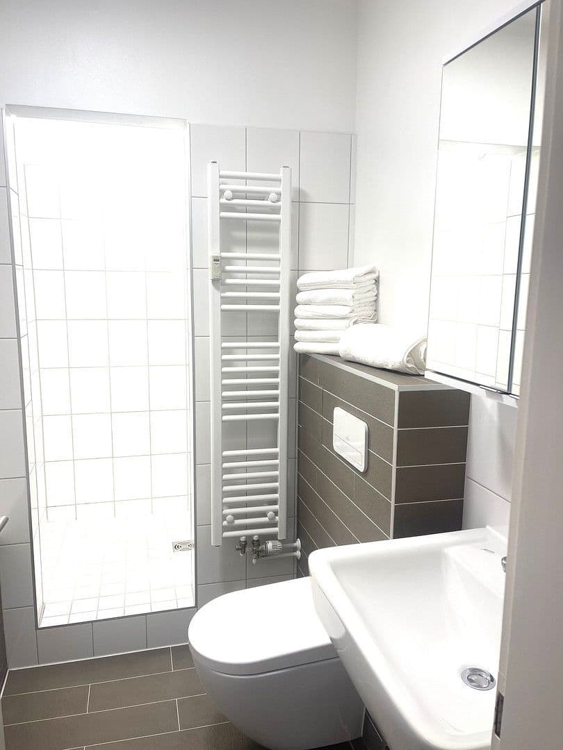 Pronájem bytu 3+1 93 m², Jahnring, Hamburg, Hamburg Pronájem bytu 3+1 93 m², Jahnring, Hamburg, Hamburg