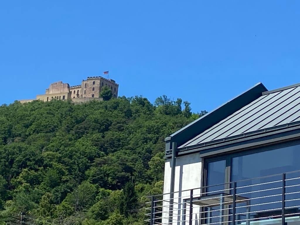 Prodej domu 297 m², pozemek 620 m², Neustadt an der Weinstraße, Ortsteil Hambach, Porýní-Falc Prodej domu 297 m², pozemek 620 m², Neustadt an der Weinstraße, Ortsteil Hambach, Porýní-Falc