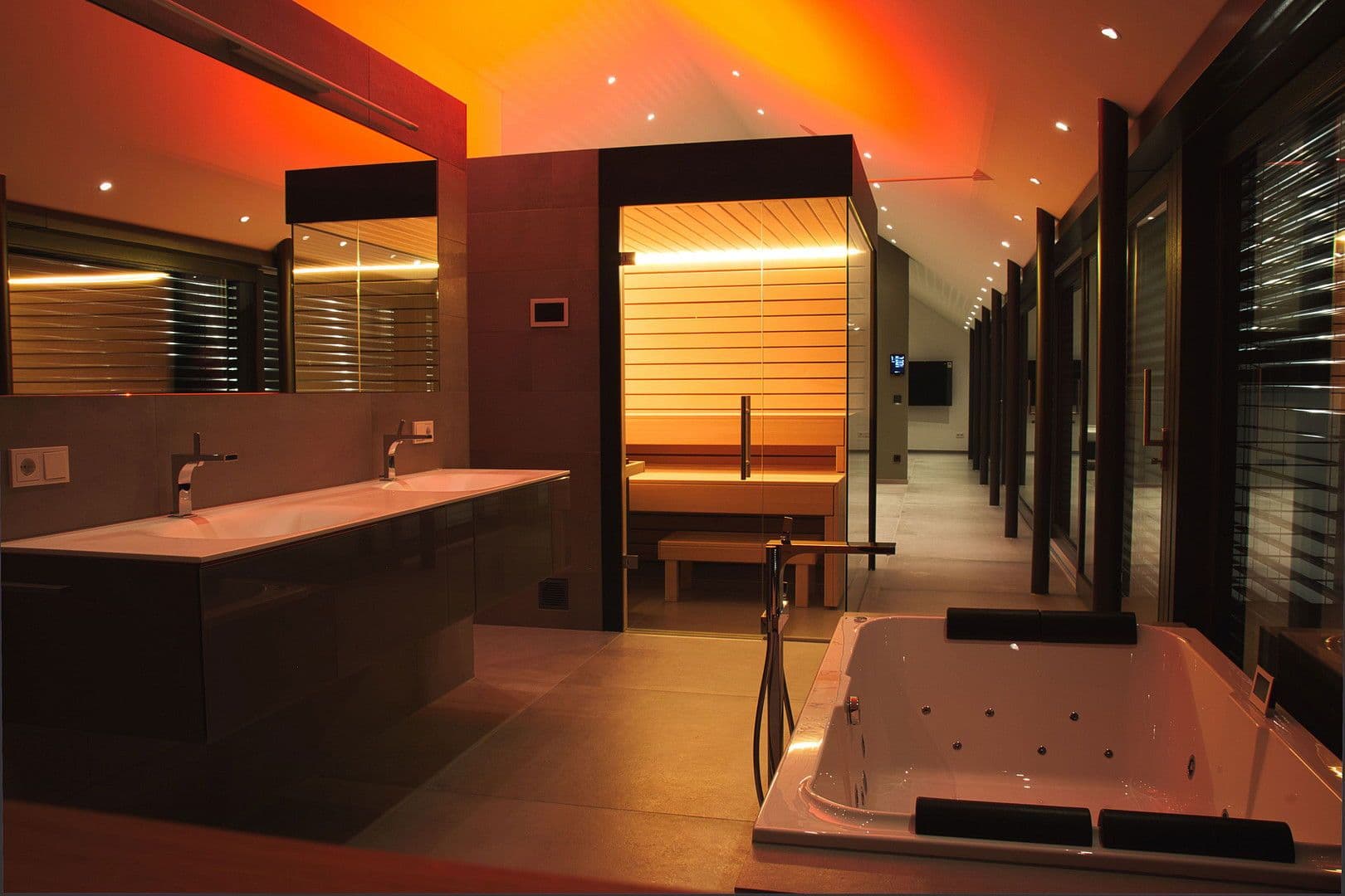 Prodej domu 297 m², pozemek 620 m², Neustadt an der Weinstraße, Ortsteil Hambach, Porýní-Falc Prodej domu 297 m², pozemek 620 m², Neustadt an der Weinstraße, Ortsteil Hambach, Porýní-Falc