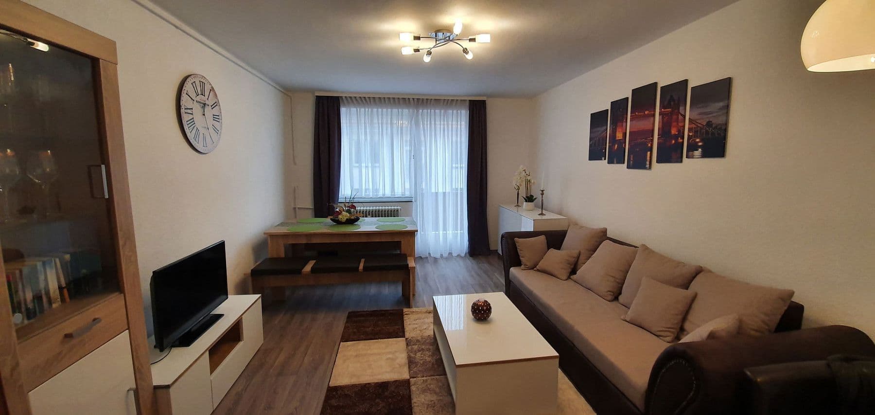 Pronájem bytu 3+1 73 m², Mannheim - Innenstadt, Bádensko-Württembersko Pronájem bytu 3+1 73 m², Mannheim - Innenstadt, Bádensko-Württembersko