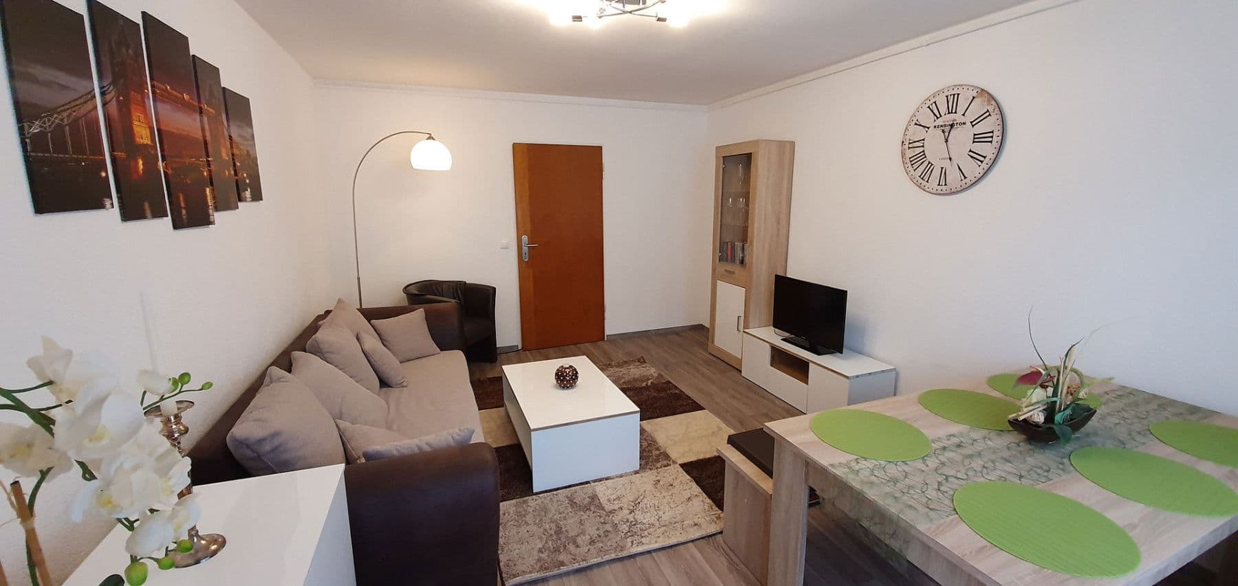 Pronájem bytu 3+1 73 m², Mannheim - Innenstadt, Bádensko-Württembersko Pronájem bytu 3+1 73 m², Mannheim - Innenstadt, Bádensko-Württembersko